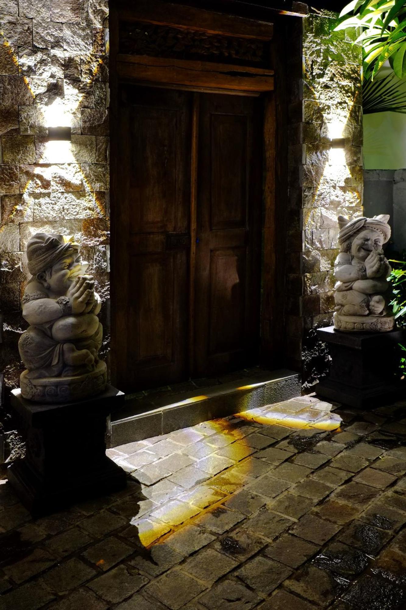 O.B Oemah Bone Homestay Sanur  Bagian luar foto